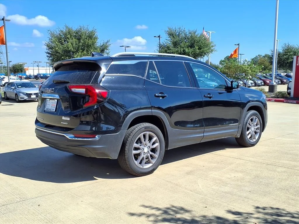 2023 GMC Terrain SLT - Photo 21
