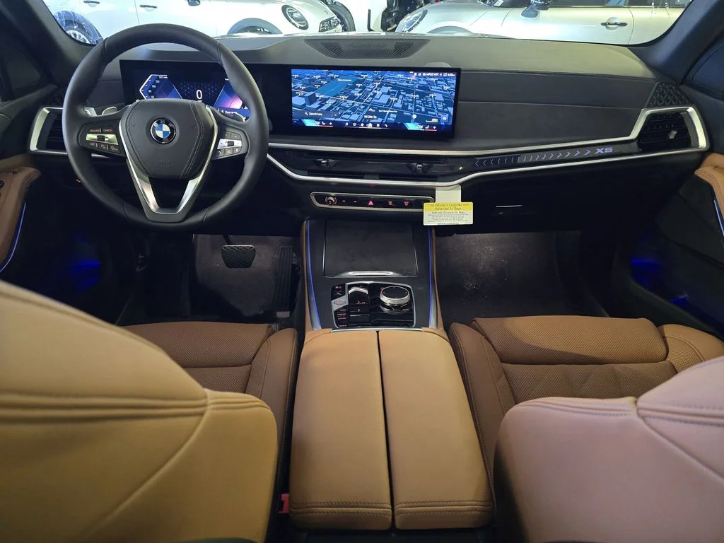 Used 2026 White BMW sDrive40i image 8