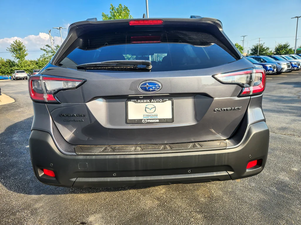 Used 2024 Gray Subaru Onyx Edition image 5