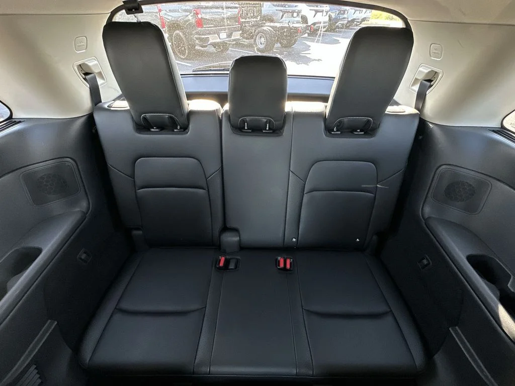 Used 2023 Black Nissan SL image 24