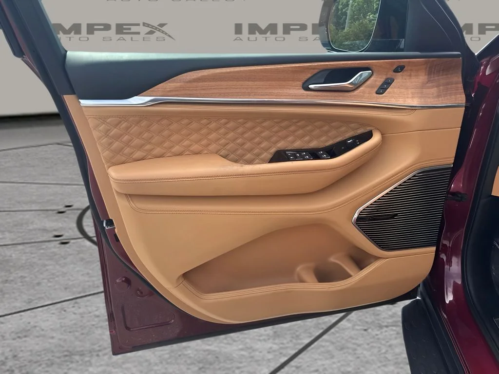 Used 2025 Red Jeep Summit image 17