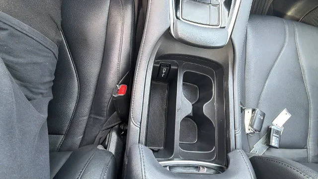 Used 2019  Acura Base image 28