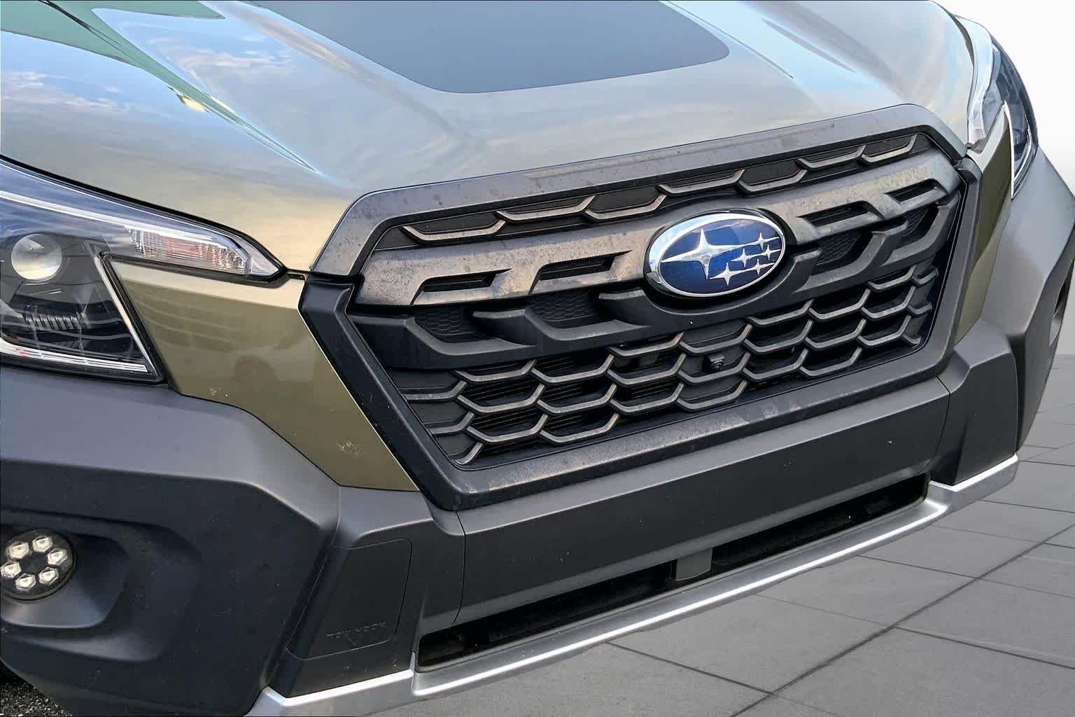 Used 2023 Autumn Green Metallic Subaru Wilderness image 27