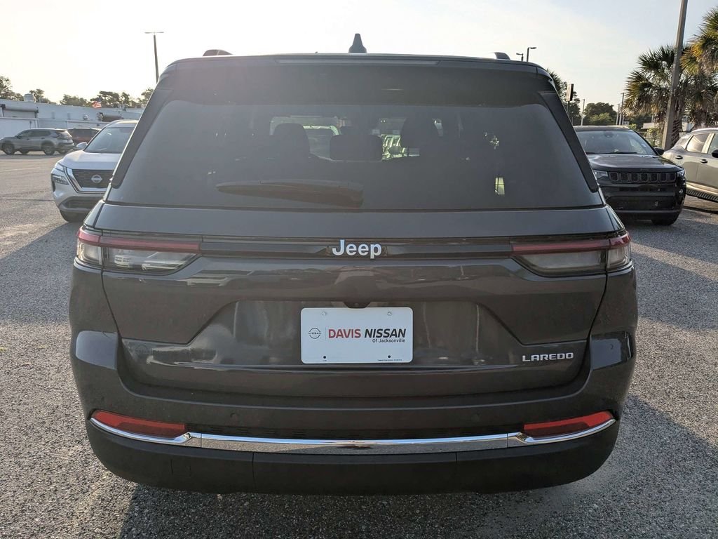 2025 Jeep Grand Cherokee Laredo - Photo 5