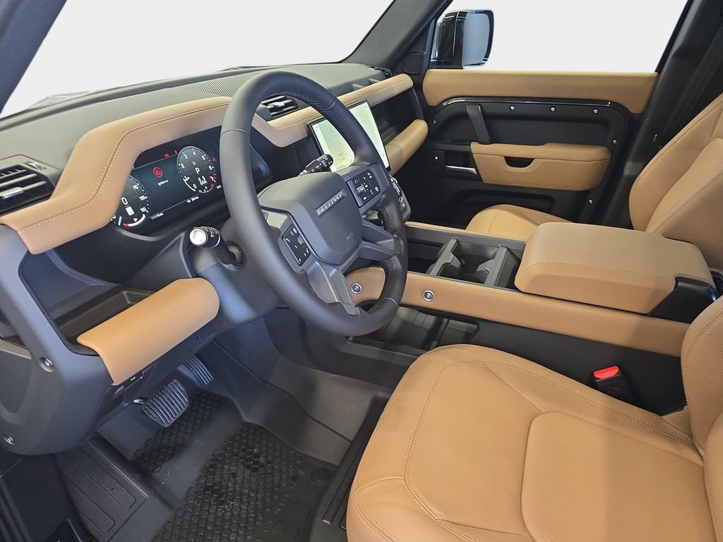 New 2026 Carpathian Grey Land Rover X-Dynamic SE image 13