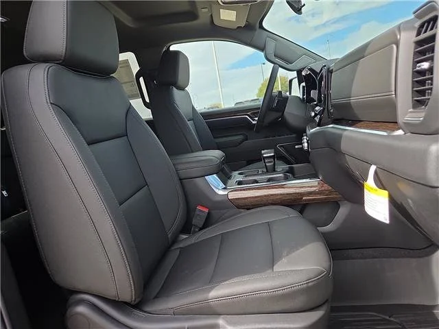 New 2026 Onyx Black GMC Elevation image 15