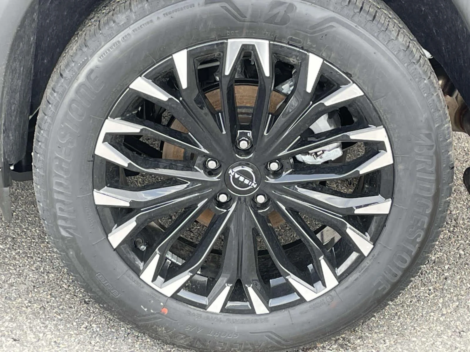 New 2026 Everest White Pearl Tricoat Nissan Dark Armor image 16