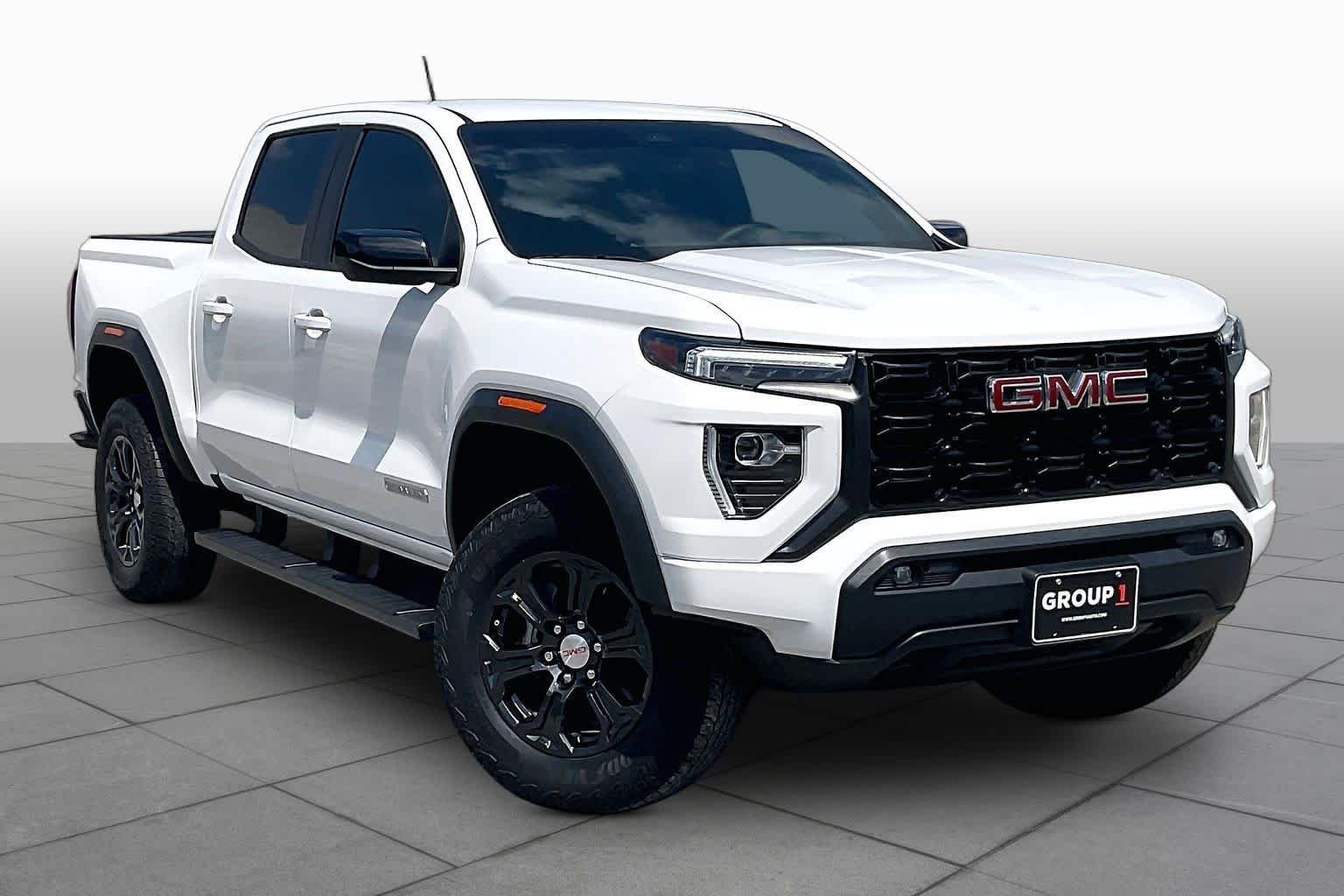 Used 2023 Summit White GMC 2WD Elevation image 3