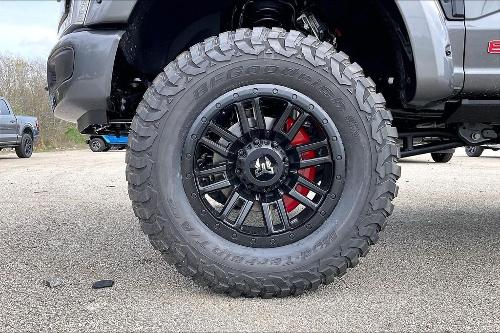 New 2026 Ford Super Duty F-250 Lariat 4D Crew Cab