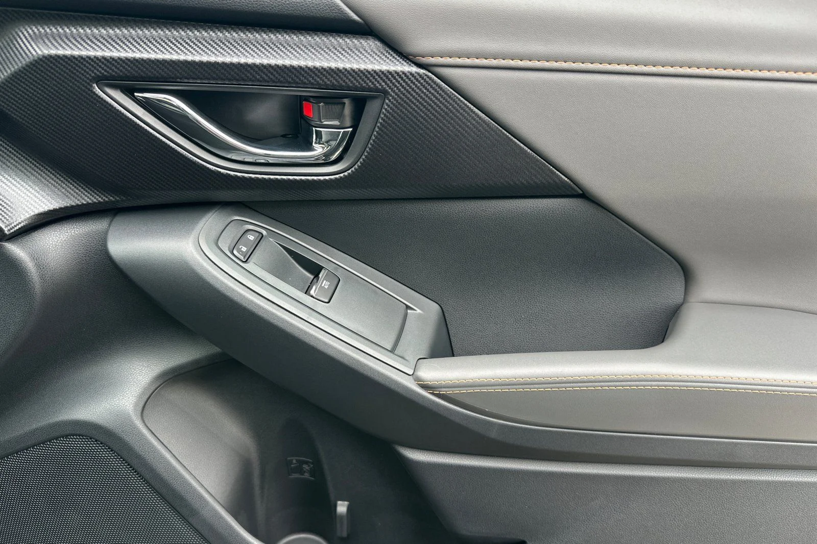 New 2026 MAGNETITE GRAY PEARL Subaru Limited Hybrid image 20