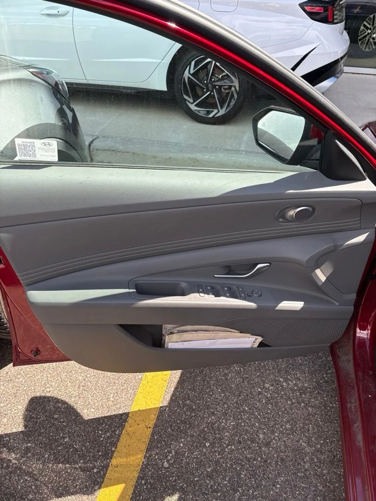 Used 2024 Ultimate Red Hyundai SEL image 6