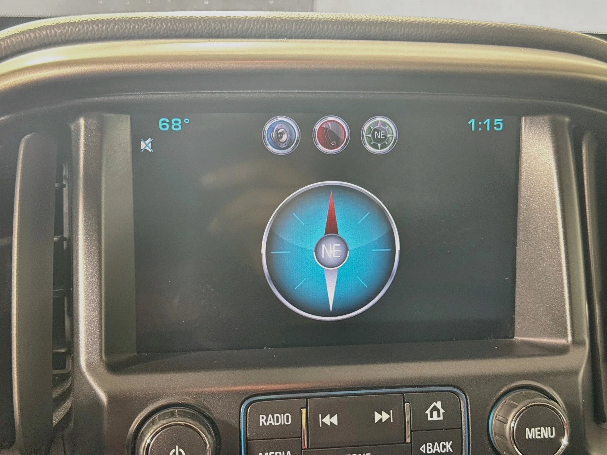 Used 2015 Red Hot Chevrolet 2WD Z71 image 13