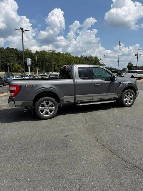 Used 2022 Gray Ford Lariat image 5