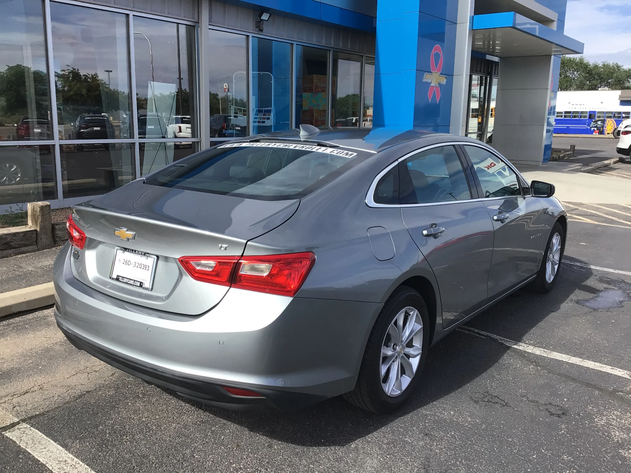 Used 2023 STERLING GRAY METALLIC Chevrolet LT image 5