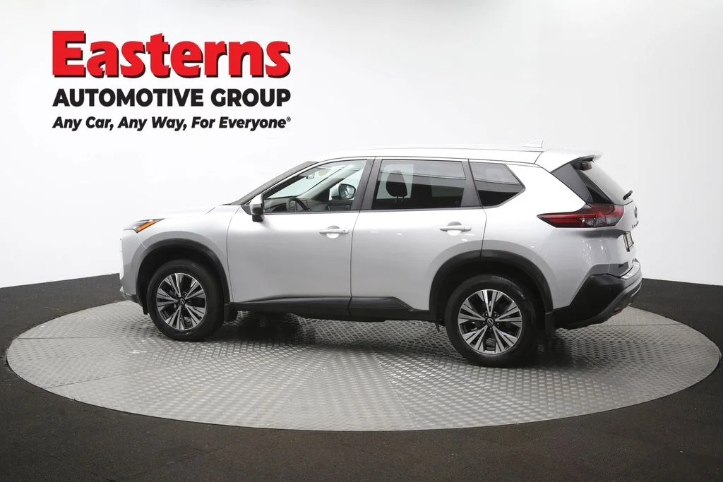 Used 2023 Silver Nissan SV image 58