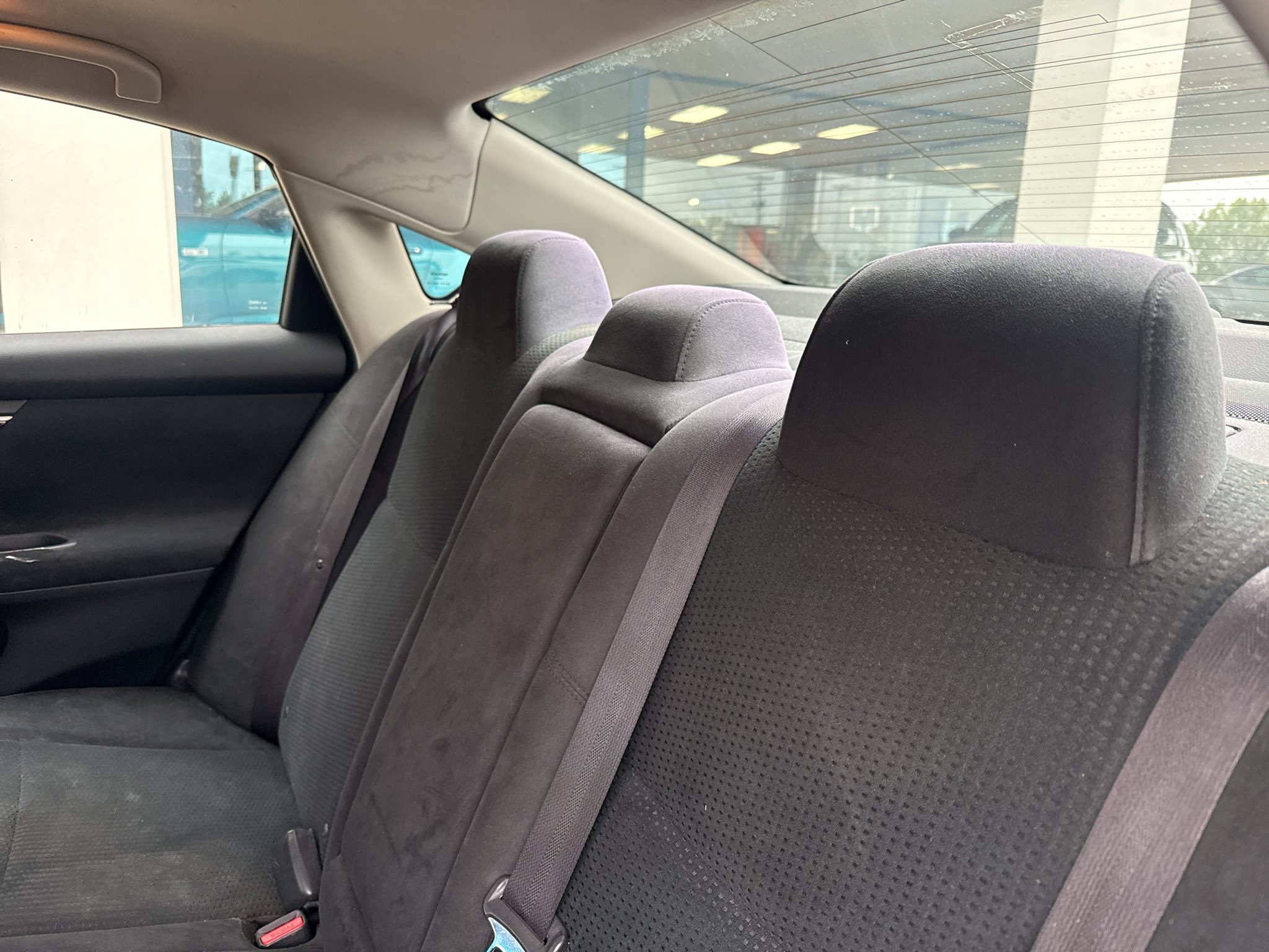 Used 2014 Pearl White Nissan 2.5 S image 6