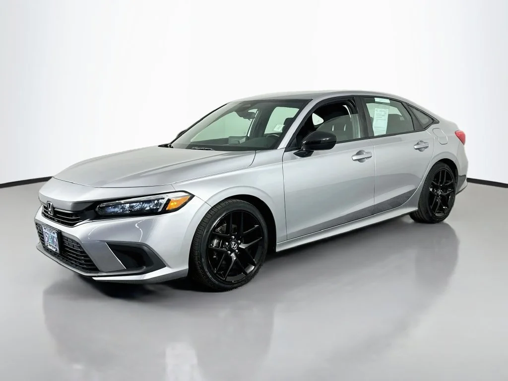 Used 2022 Silver Honda Sport image 4