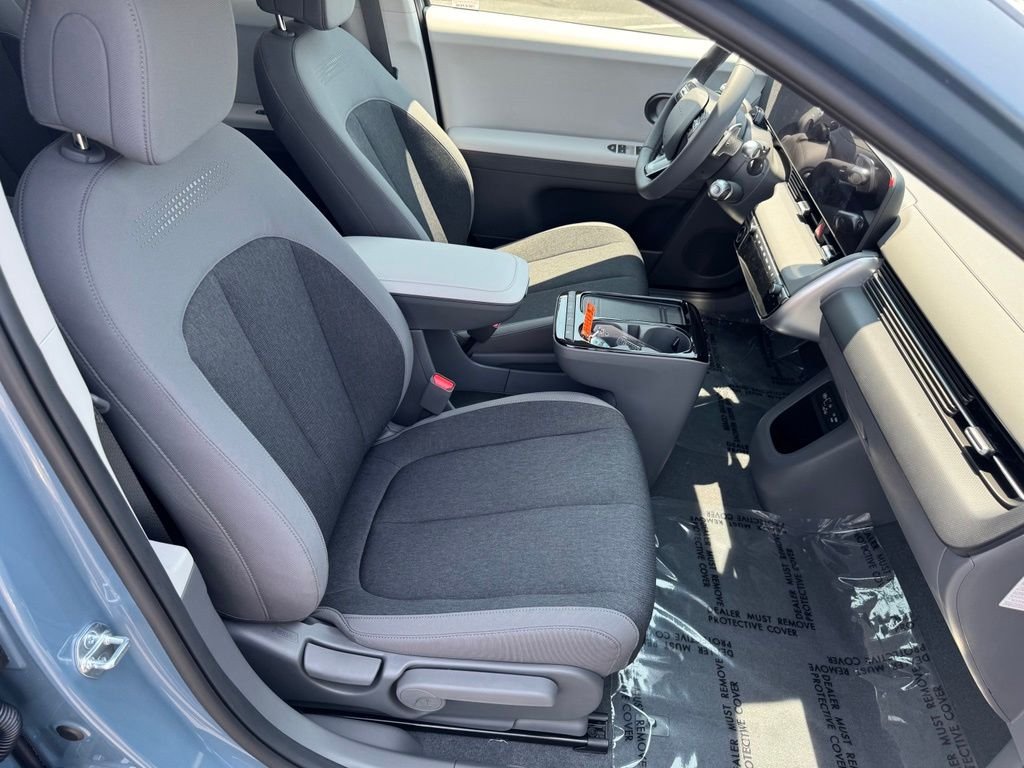 New 2026 Blue Hyundai SE Standard Range image 30