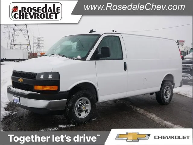 2025 Chevrolet Express 3500 Work Van HD's photo