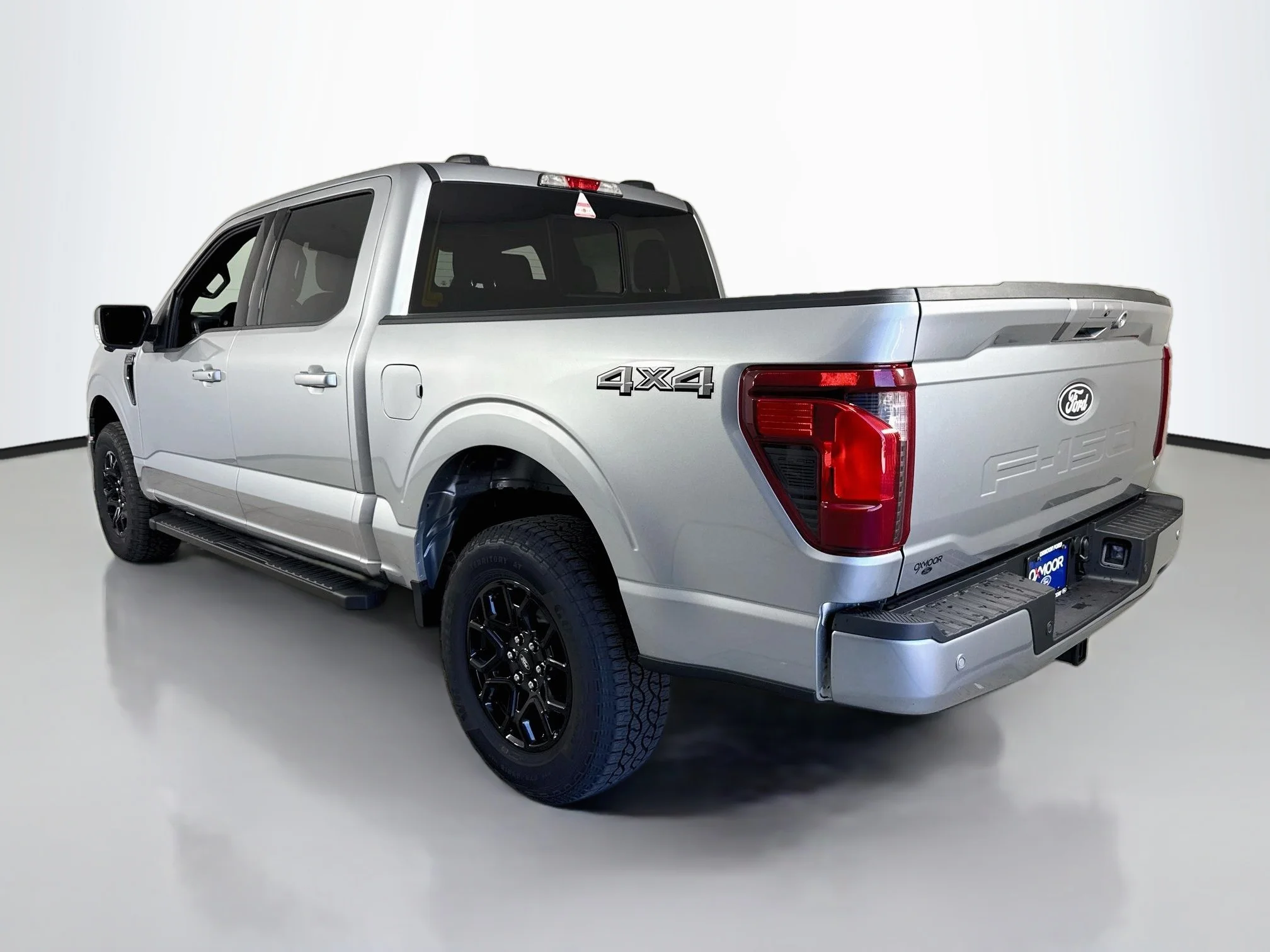 New 2026 Iconic Silver Metallic Ford XLT image 5