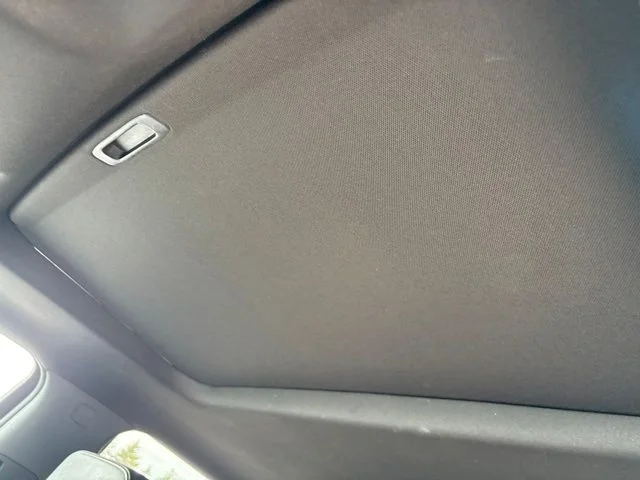Used 2020 Pearl Chevrolet High Country image 19