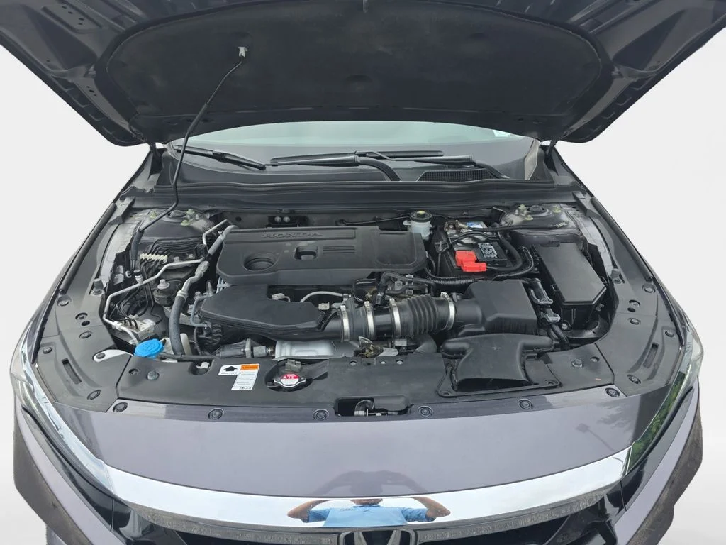 2021 Honda Accord Touring - Photo 24