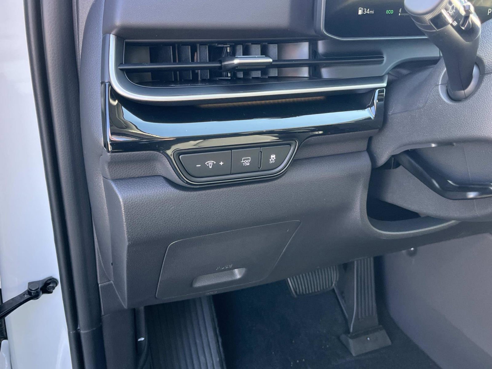 New 2026 Snow White Pearl Kia SX Prestige image 27