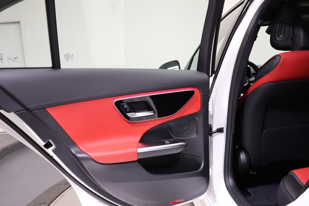 New 2026 Polar White Mercedes-Benz C 300 image 40