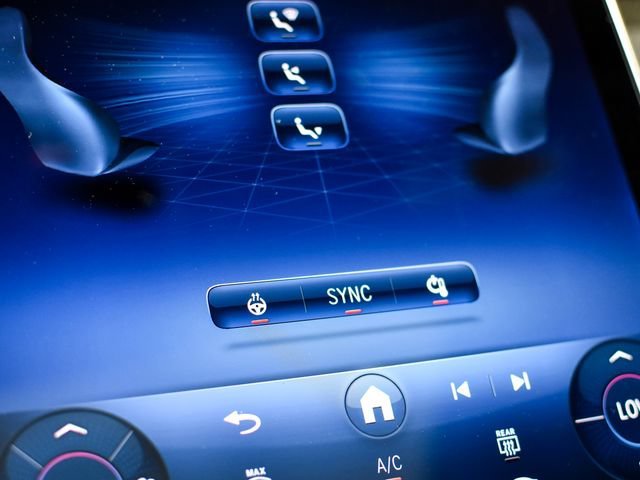 New 2026 Cirrus Silver Metallic Mercedes-Benz GLC 43 AMG® image 92