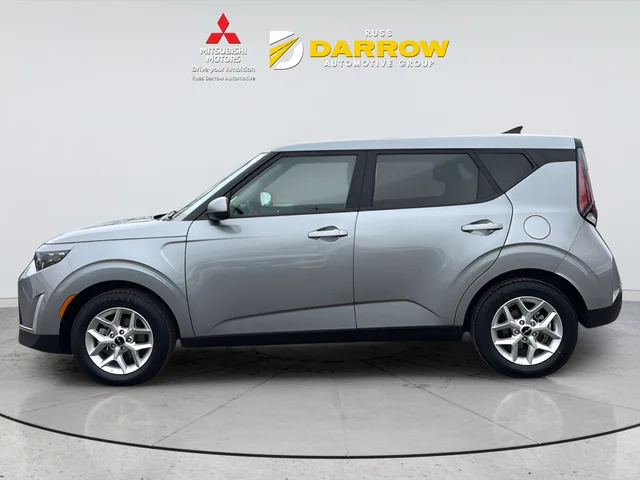 Used 2025 Silver Kia LX image 2