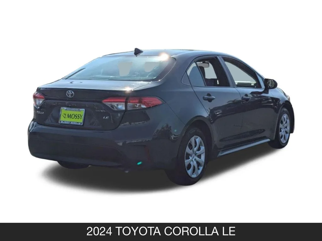 Used 2024  Toyota LE image 8