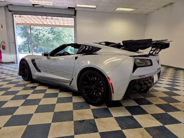 Used 2016 BLADE SILVER METALLIC Chevrolet Z06 1LZ image 5
