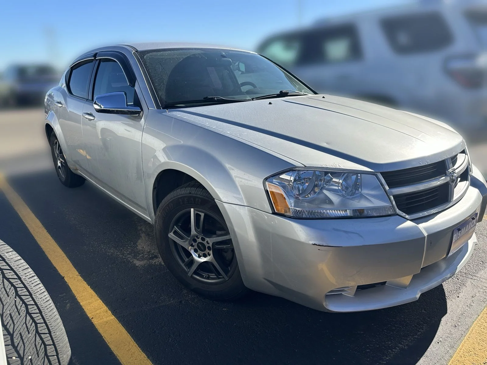 Used 2010 Silver Dodge SXT image 2