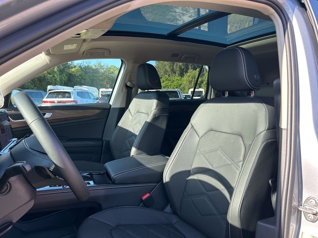 2026 Volkswagen Atlas SE w/Tech - Photo 15