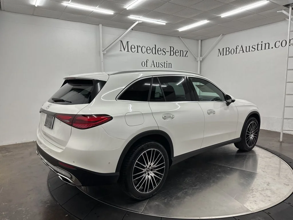 Used 2026 White Mercedes-Benz GLC 300 image 7