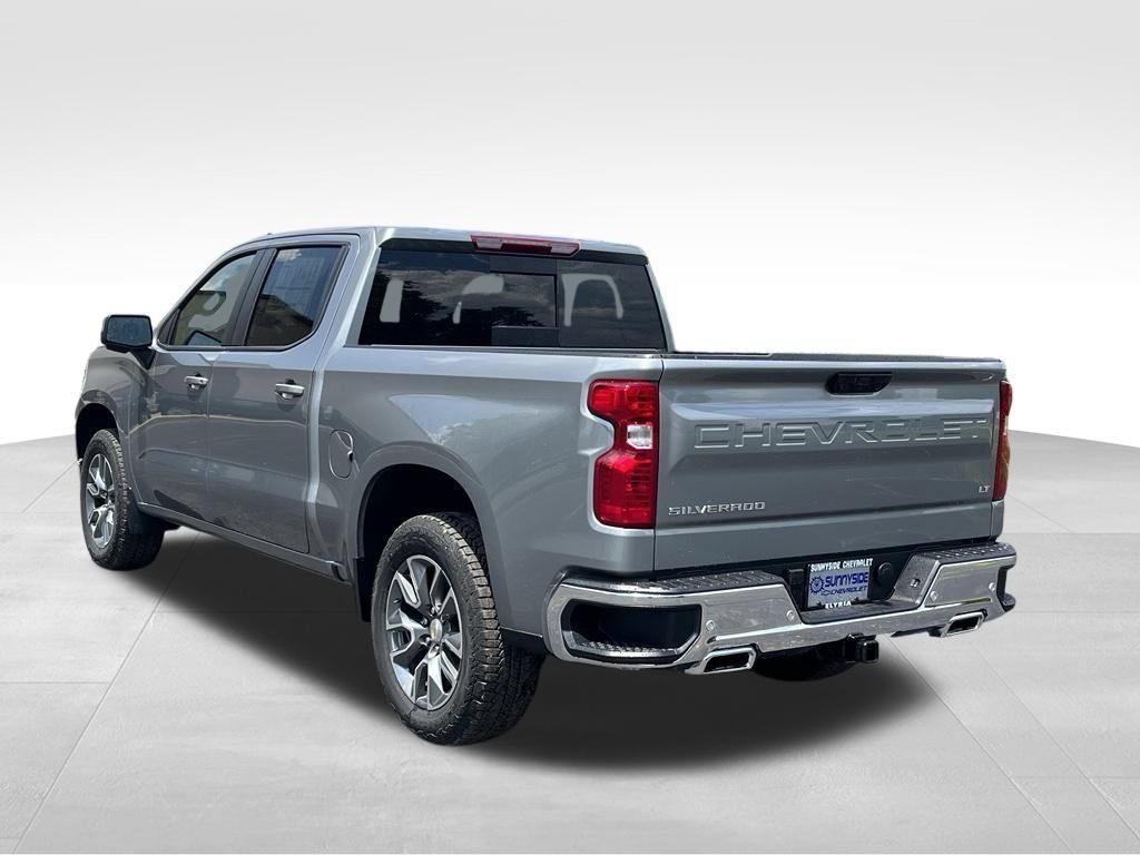 New 2026 Sterling Gray Metallic Chevrolet LT image 4