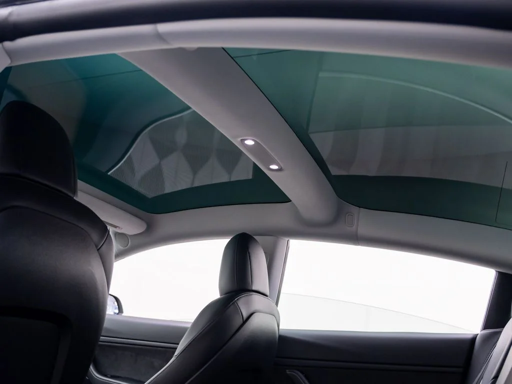 Used 2020 White Tesla Long Range image 19