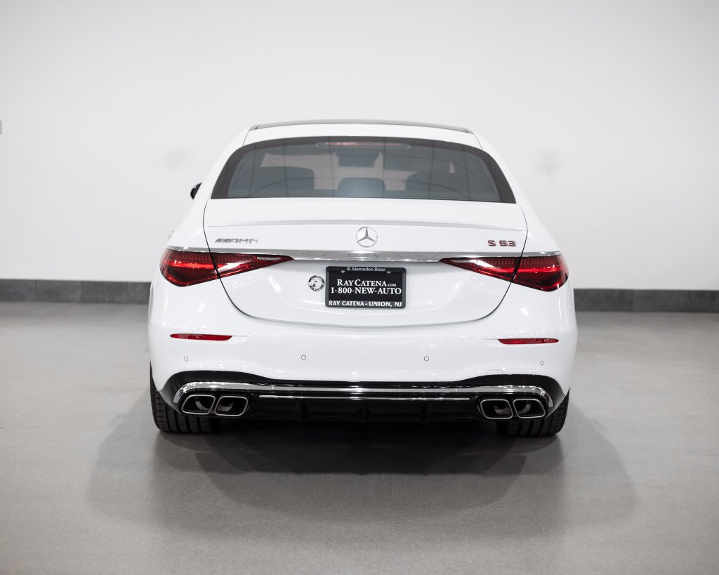 New 2026 MANUFAKTUR Moonlight White Metallic Mercedes-Benz S 63 E AMG® image 10