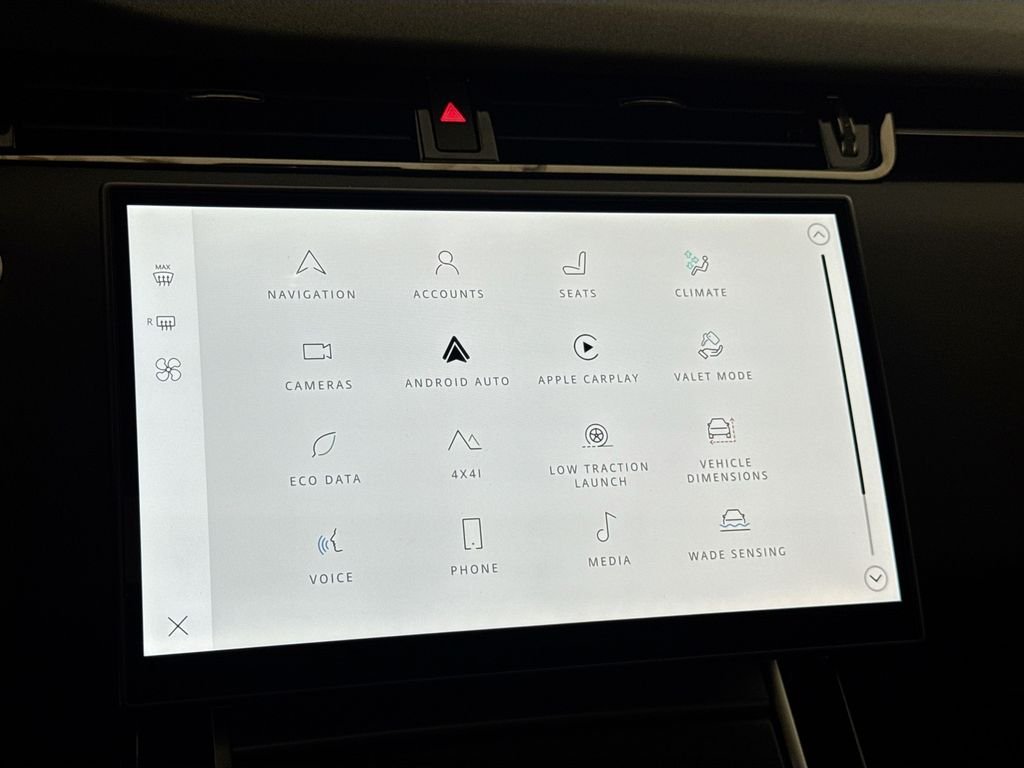 New 2026 Santorini Black Land Rover Core S image 15