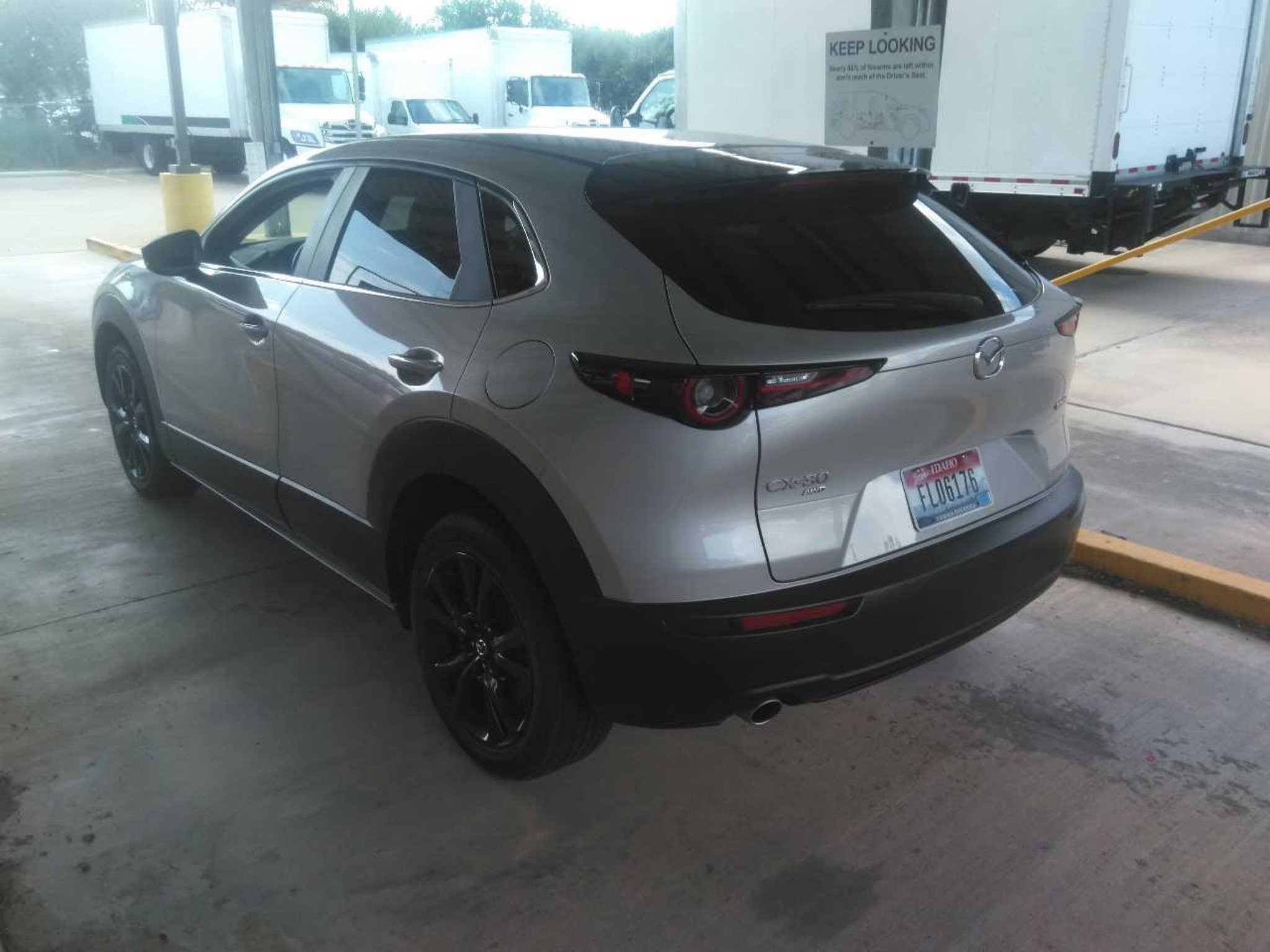 Used 2024 Platinum Quartz Metallic Mazda Select image 10