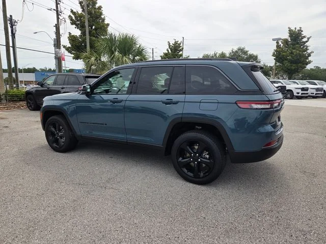 New 2026 Steel Blue Exterior Paint Jeep Limited image 9