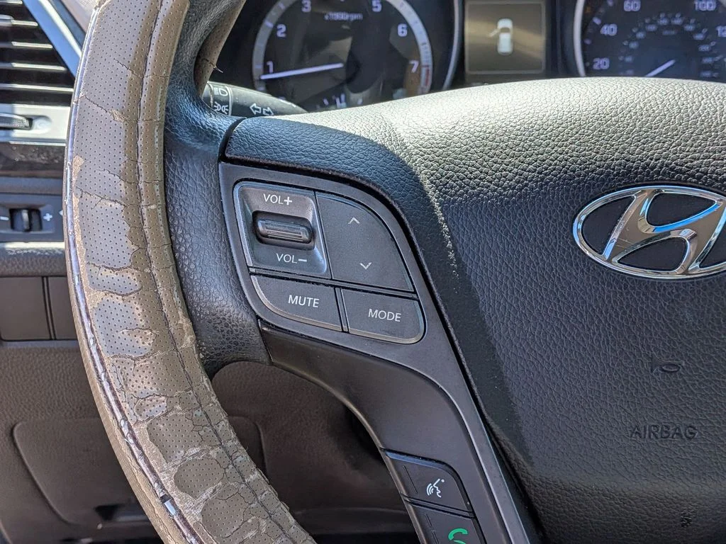 Used 2018 Blue Hyundai 2.4 Base image 14