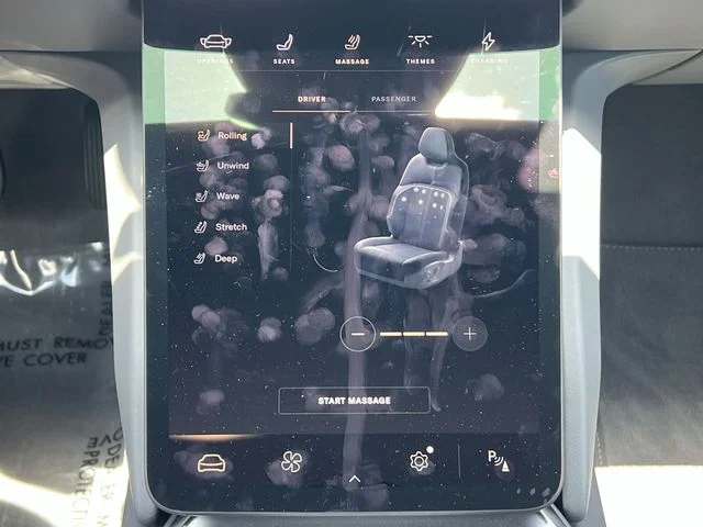 Used 2024  Lucid Touring image 24