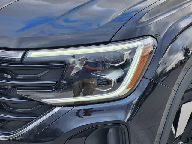 New 2026 Black Volkswagen 2.0T SEL image 7