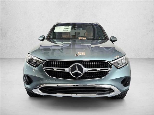New 2026 Verde Silver Metallic Mercedes-Benz GLC 300 image 32