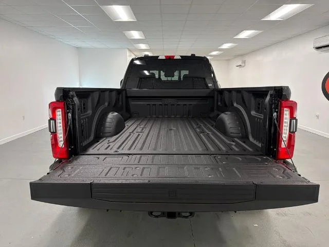 New 2026 Agate Black Metallic Ford F-350® Lariat® image 24