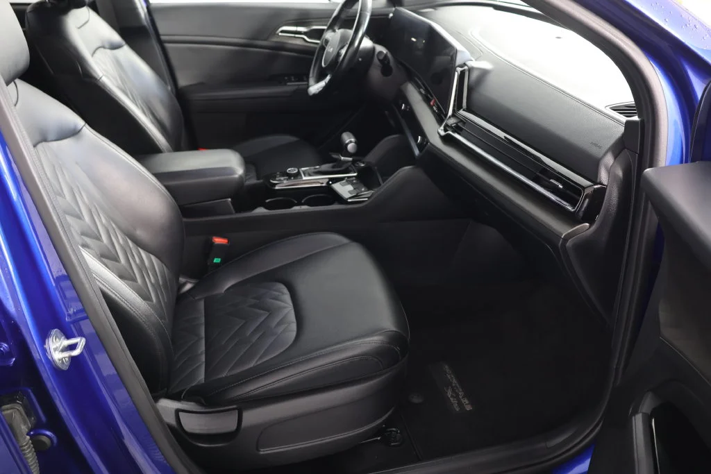 Used 2023 Sapphire Blue Kia X-Line image 24
