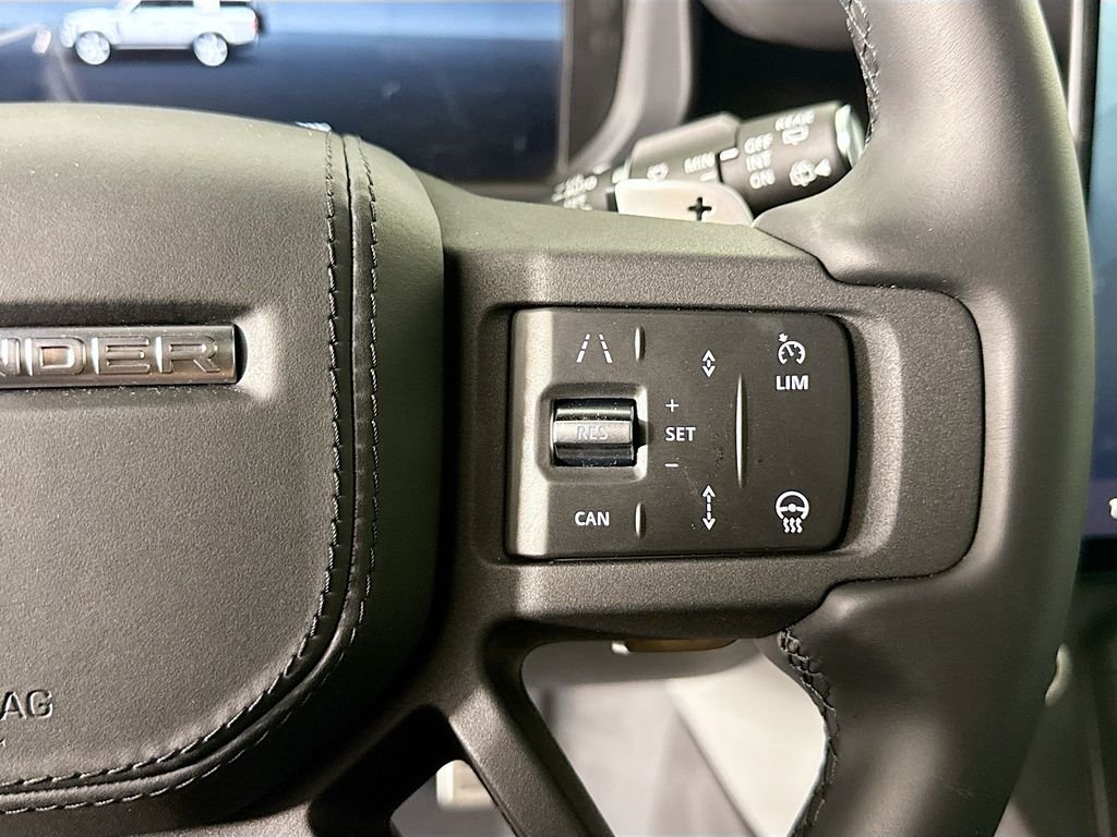 New 2026 Fuji White Land Rover V8 image 13