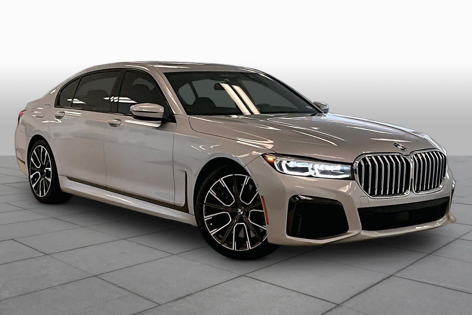 Used 2020 Glacier Silver Metallic BMW 750i xDrive image 2