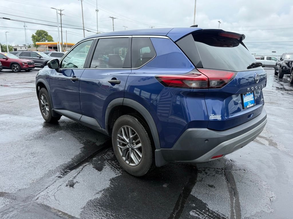Used 2023 Blue Nissan S image 8
